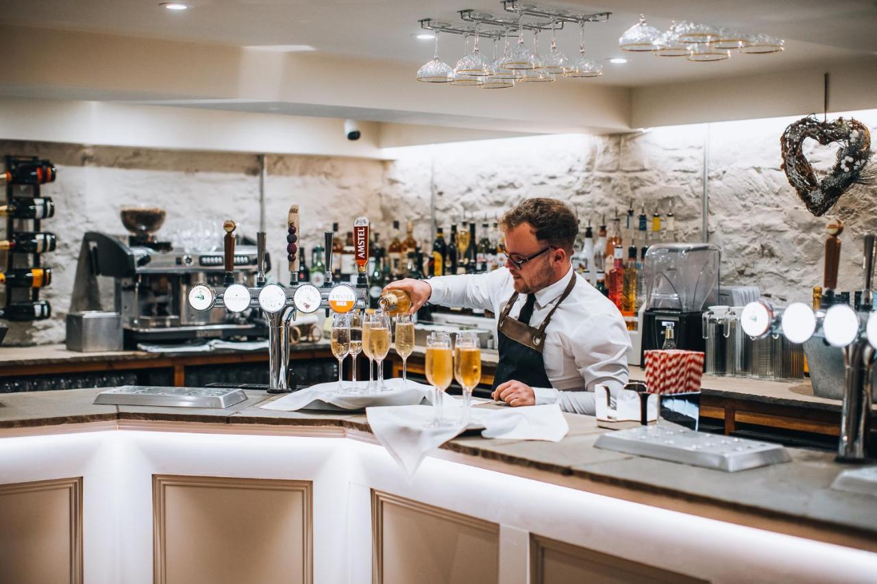 The Hope & Anchor Restaurant & Rooms Ross-on-Wye ภายนอก รูปภาพ