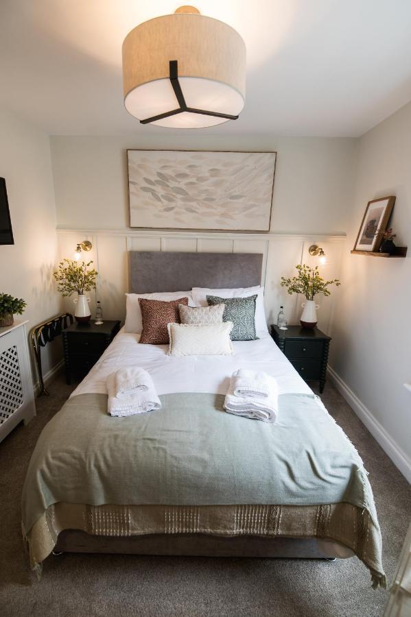 The Hope & Anchor Restaurant & Rooms Ross-on-Wye ภายนอก รูปภาพ