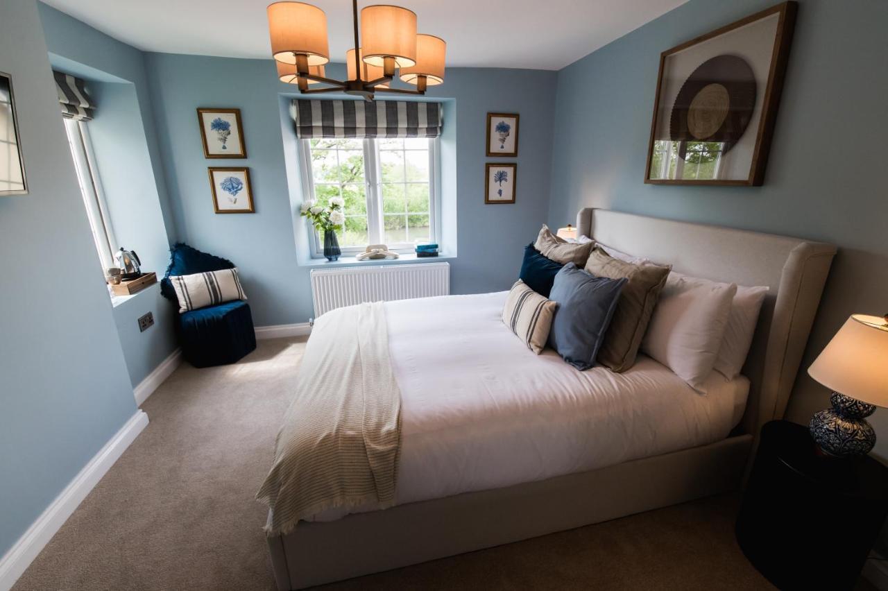 The Hope & Anchor Restaurant & Rooms Ross-on-Wye ภายนอก รูปภาพ
